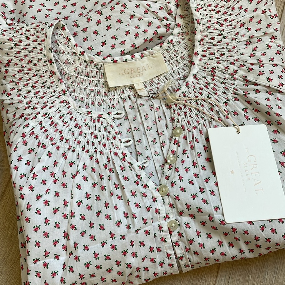 NWT The Great. The Smocked Sleep Gown in Calico Rose. Size 0. - Picture 9 of 9